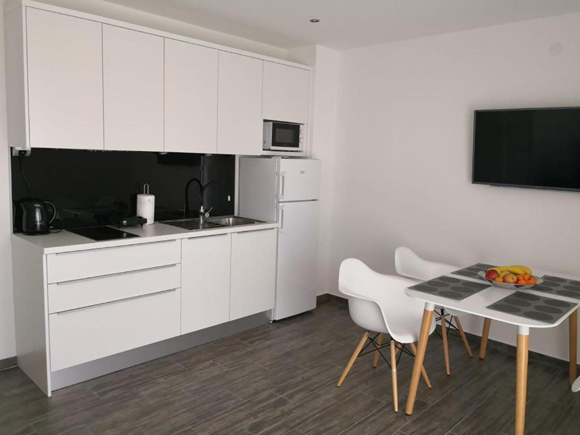 Apartments Domani Omiš Екстериор снимка