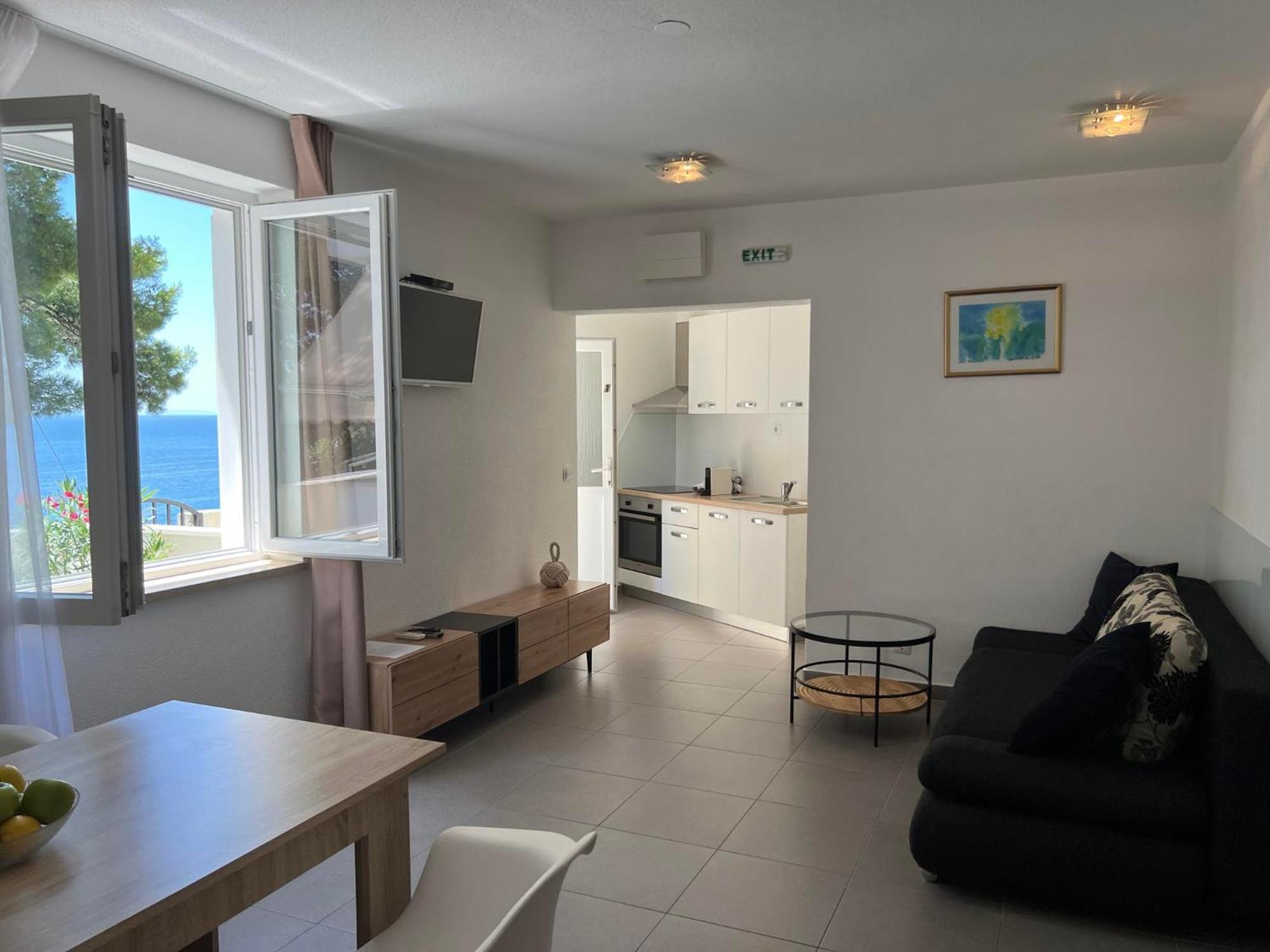 Apartments Domani Omiš Екстериор снимка