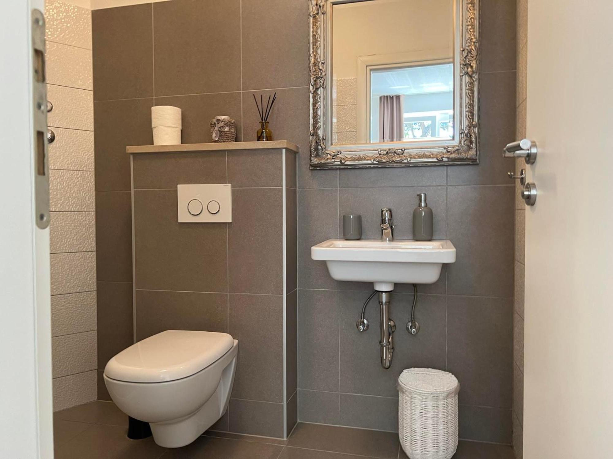 Apartments Domani Omiš Екстериор снимка