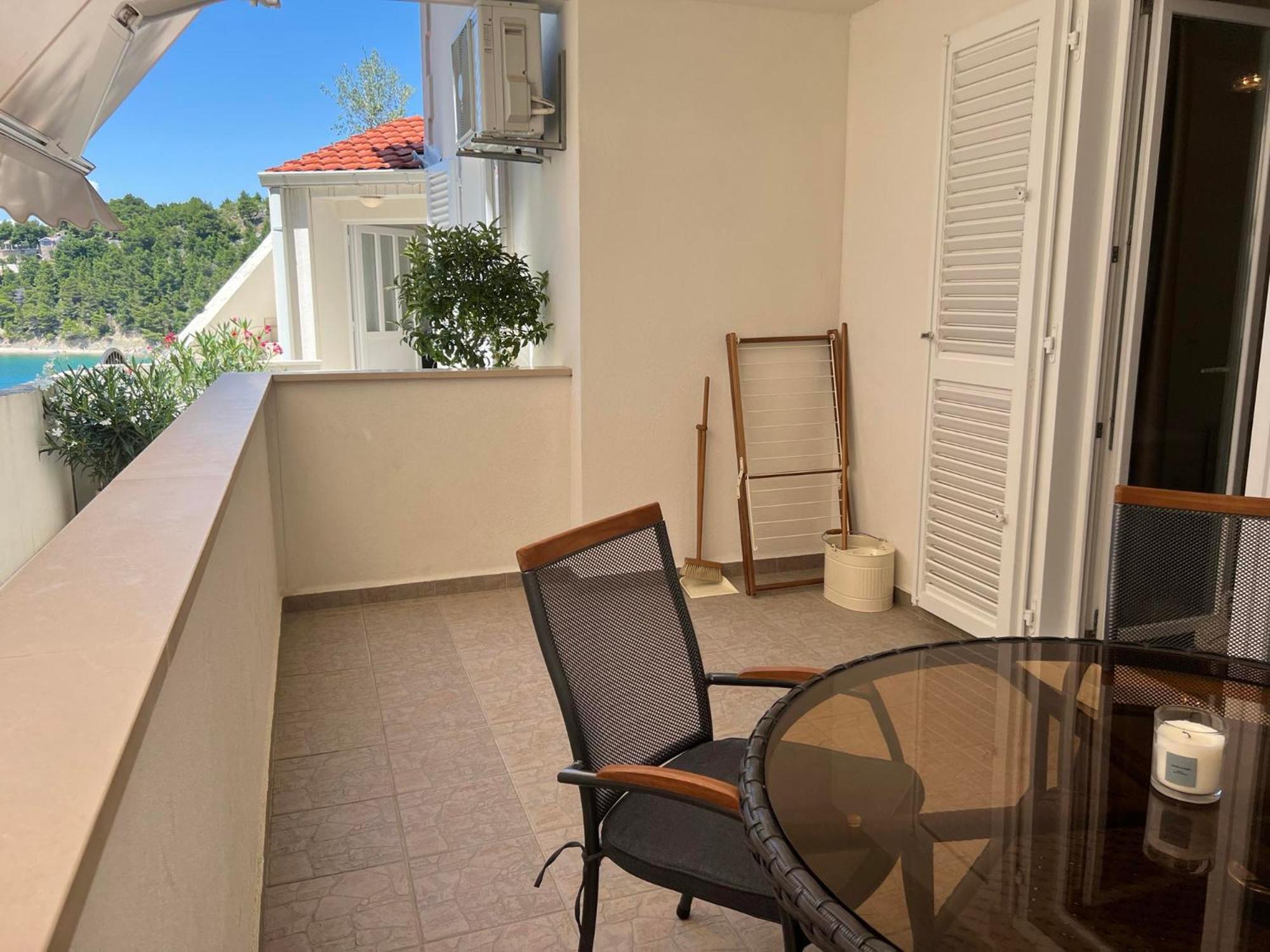 Apartments Domani Omiš Екстериор снимка